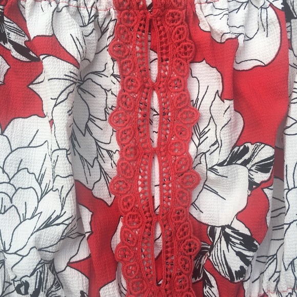 SOLD.. Mini dress - Picture 2 of 3